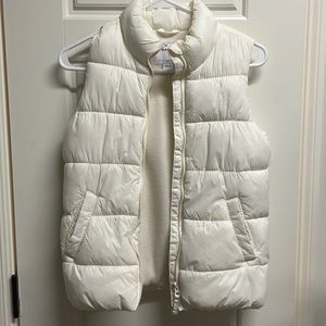 Girls cream puffer vest